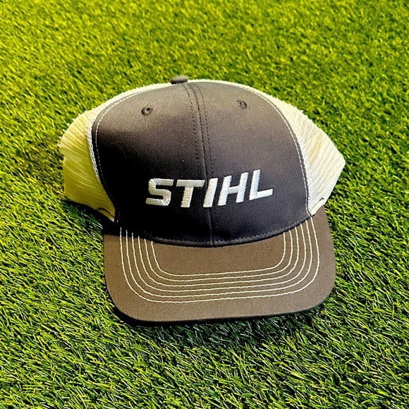 New Stihl SnapBack Hat - Picture 1 of 3